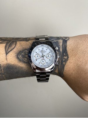 ROLEX DAYTONA PRATEADO FUNDO BRANCO 